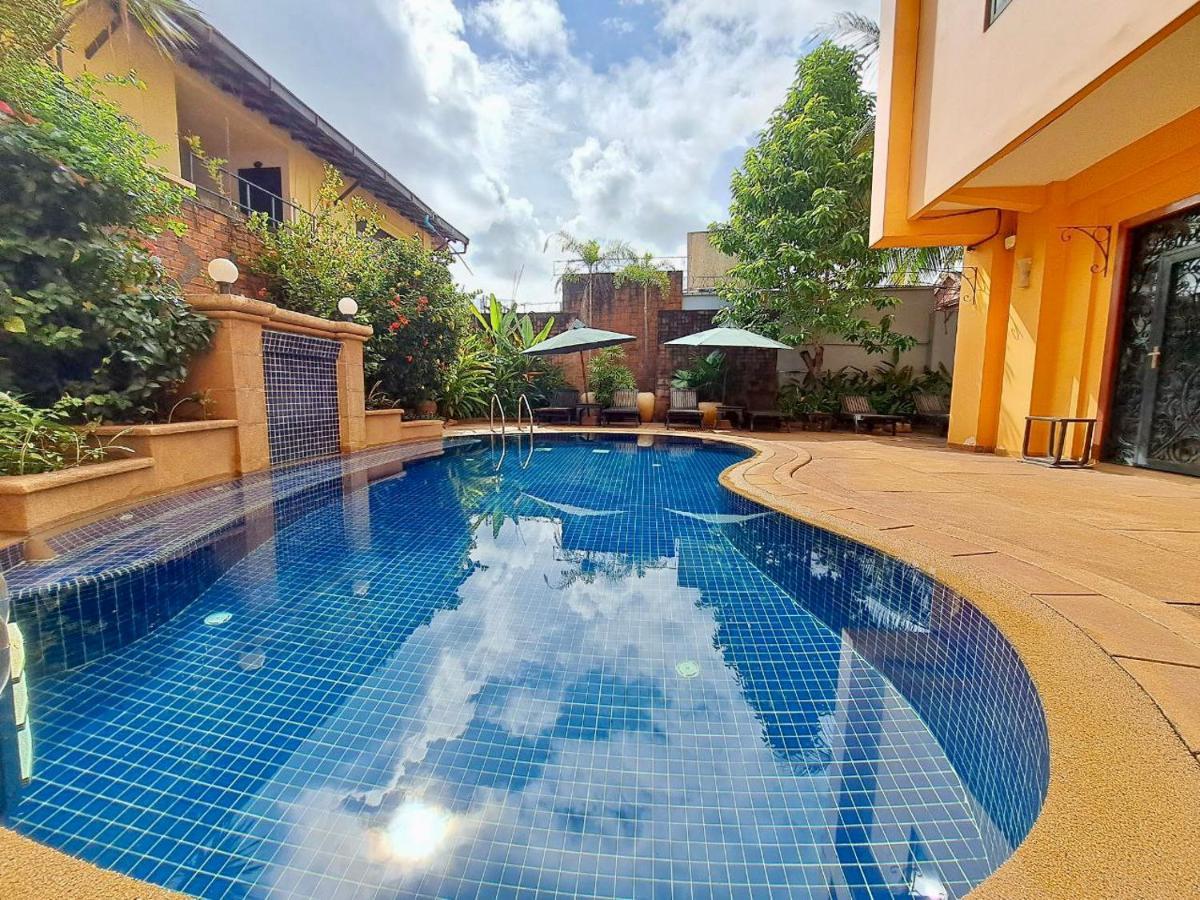 Den Hotel Totonou Siem Reap Luaran gambar