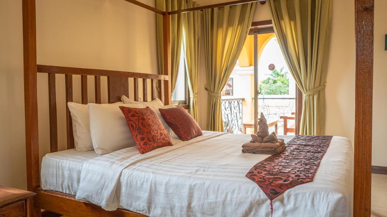 Den Hotel Totonou Siem Reap Luaran gambar
