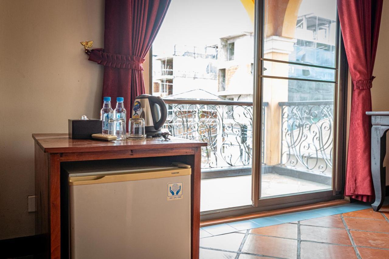 Den Hotel Totonou Siem Reap Luaran gambar